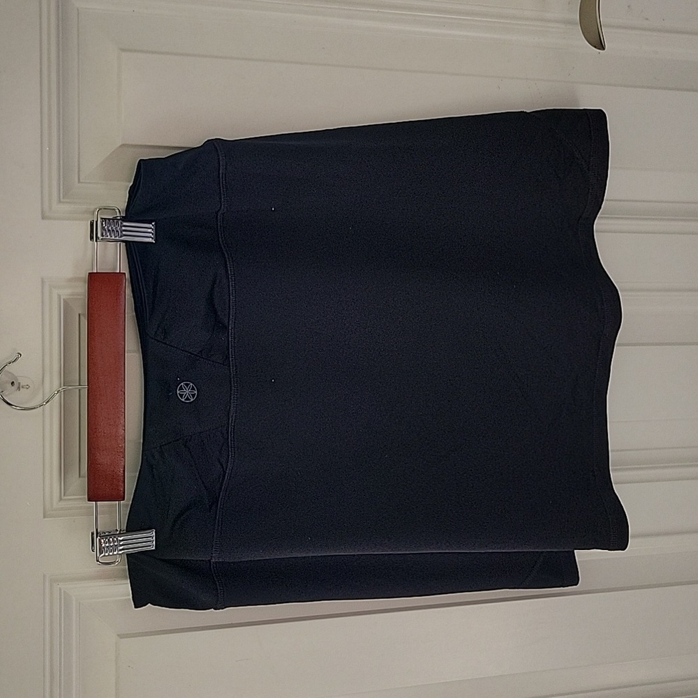 Gaiam Yoga Skirt Womens Size M - Solid Black - Picture 2 of 6